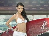 ORIS 名模王丽雅 性感演译潜水表