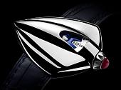 DE BETHUNE  映照出未来的科幻新作