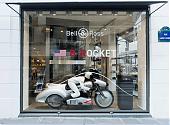 BELL&ROSS 飛行電單車搖滾入巴黎