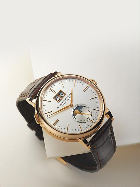 Saxonia Moon Phase