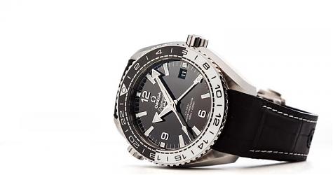 欧米茄海马Seamaster Planet Ocean GMT也有双色陶瓷圈