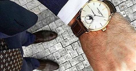 [錶搭]錶帶與皮鞋同色調，更有格調～