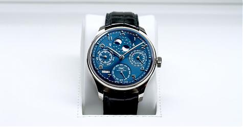 精湛工藝 IWC葡萄牙萬年曆腕錶