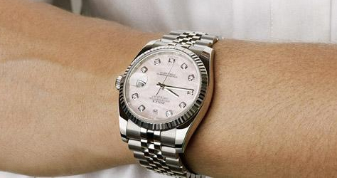 [名人戴表]网球新娇点的首选礼物