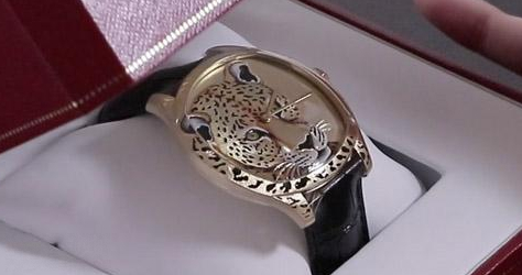 [赏表]捕捉传神的「豹」力美学 卡地亚Drive de Cartier美洲豹装饰腕表