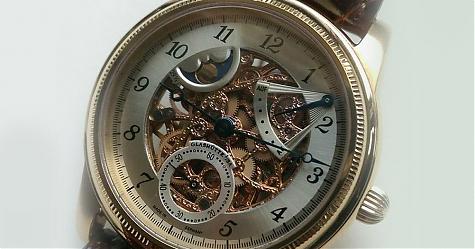 [專家聊錶]曾士昕：德國製錶工藝的魅力 格拉蘇蒂原創1845月相鏤空錶