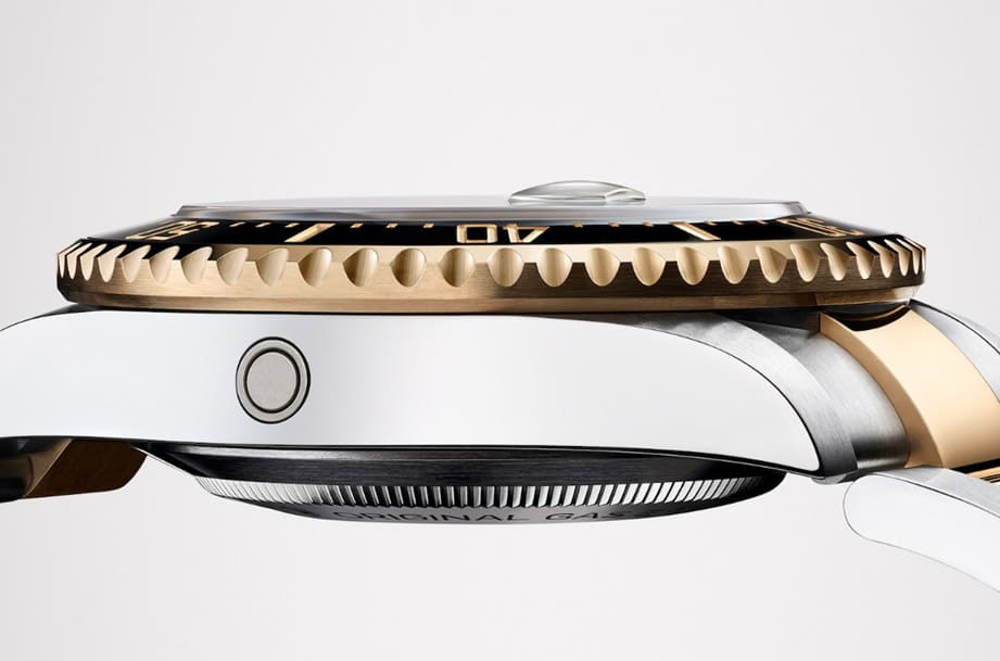 為何多數勞力士手錶如水鬼、海使等要做凸透鏡顯示日期