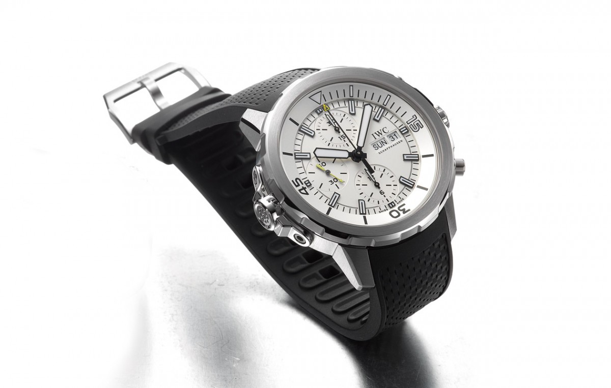 像纯净海水般清爽诱人 IWC Aquatimer IW376801