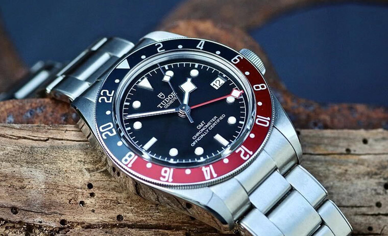 手錶面盤若出現一個單字代表通過COSC瑞士天文台認證