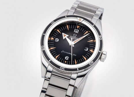 更贴近1957年原版的味道 欧米茄Seamaster 300复刻潜水表