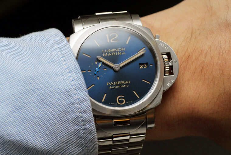 沛納海Luminor 1028搭配品牌經典鍊帶設計 結合錶冠護僑造型辨識度相當高
