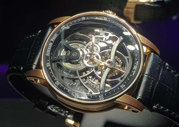 別只顧著ROO，AP還有百年傳統的陀飛輪工藝和CODE 1159同樣很有看頭