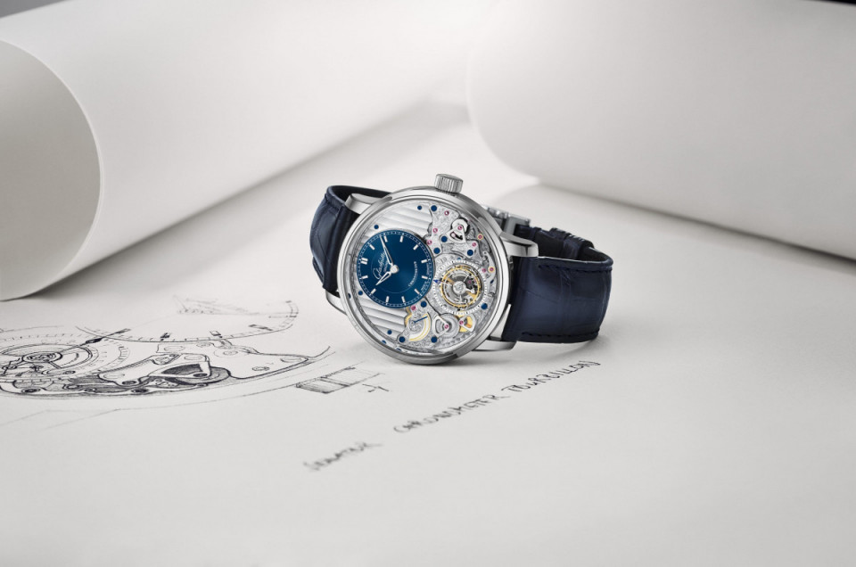 格拉苏蒂原创议员天文台陀飞轮首次将停秒、归零及分钟止动装置集于一体