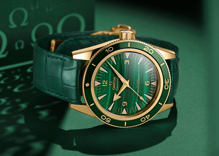 歐米茄貴族風黃金海馬 綠陶瓷圈加孔雀石面盤