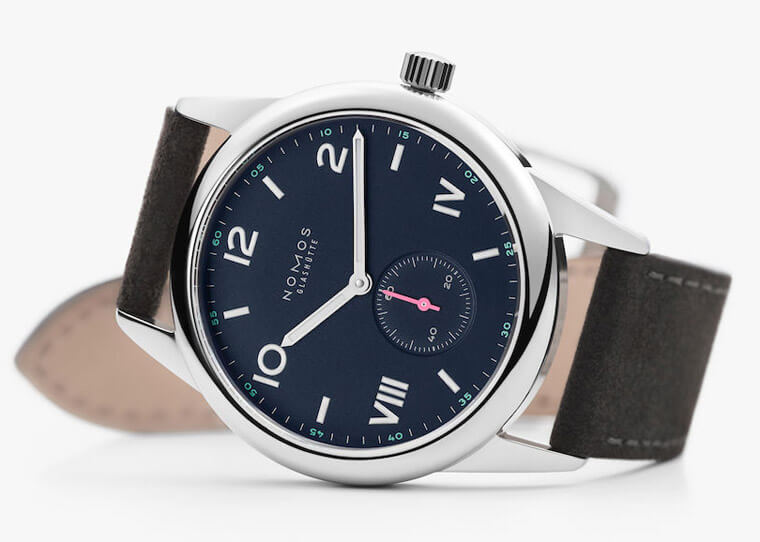 NOMOS推出Club Campus特别版支持女性对抗乳癌