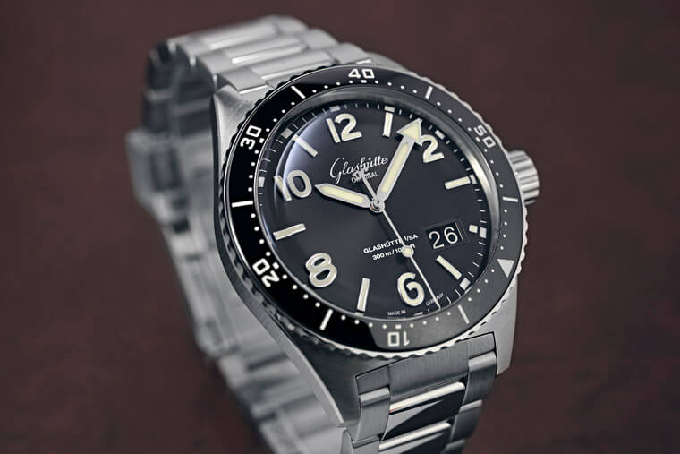 格拉苏蒂原创以古董潜水表为灵感 崭新推出SeaQ大日期表等新系列德制水鬼