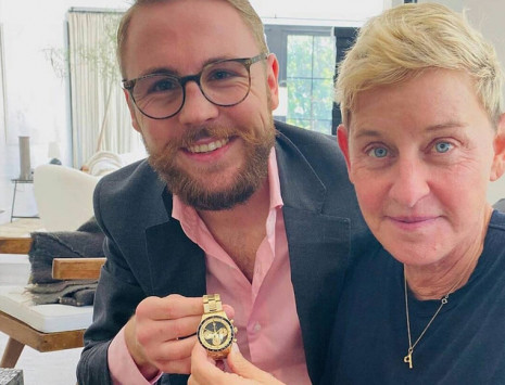 艾伦秀主持人Ellen DeGeneres最近刚花两千万台币入手一只劳力士黄金古董表