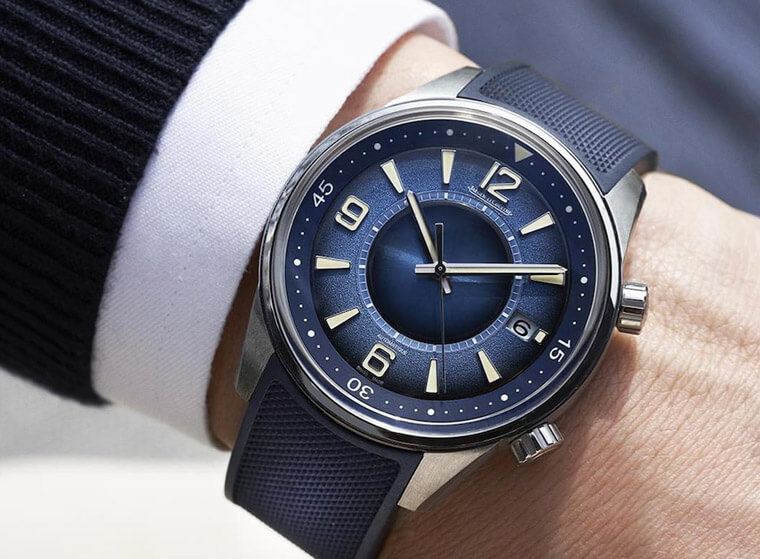 积家Polaris Date以独特渐层蓝面突显限量表身份