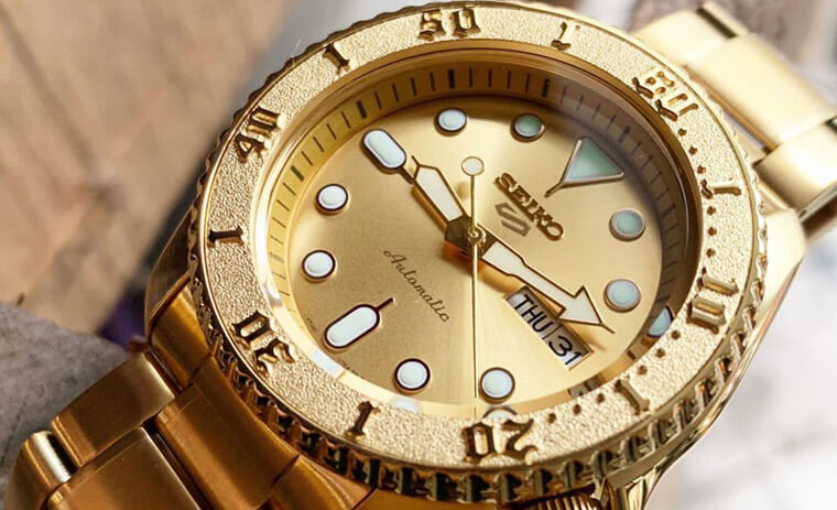 为何最近网疯这支SEIKO 5平民金表？