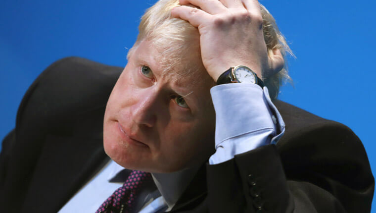 英国首相强森喜好绅士表神似PP?