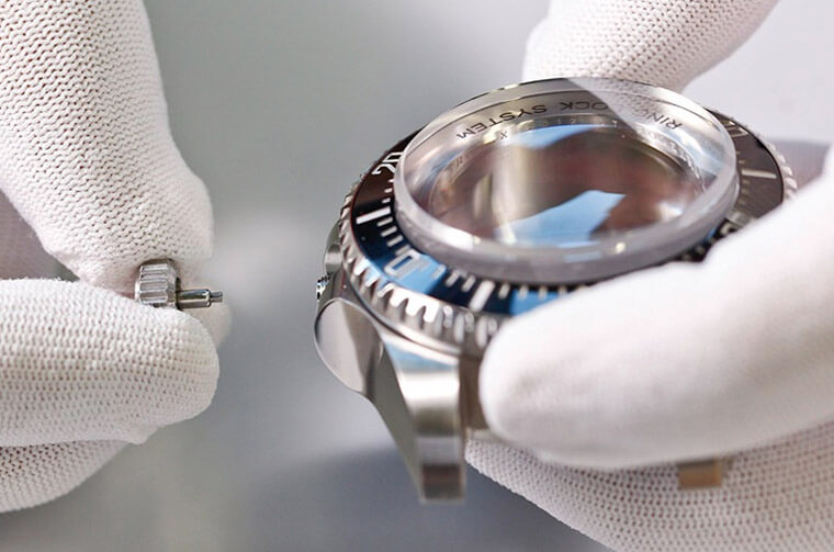 劳力士开发手表原型通常需要数年时间 但有一款表竟不到1个月就做出了！？