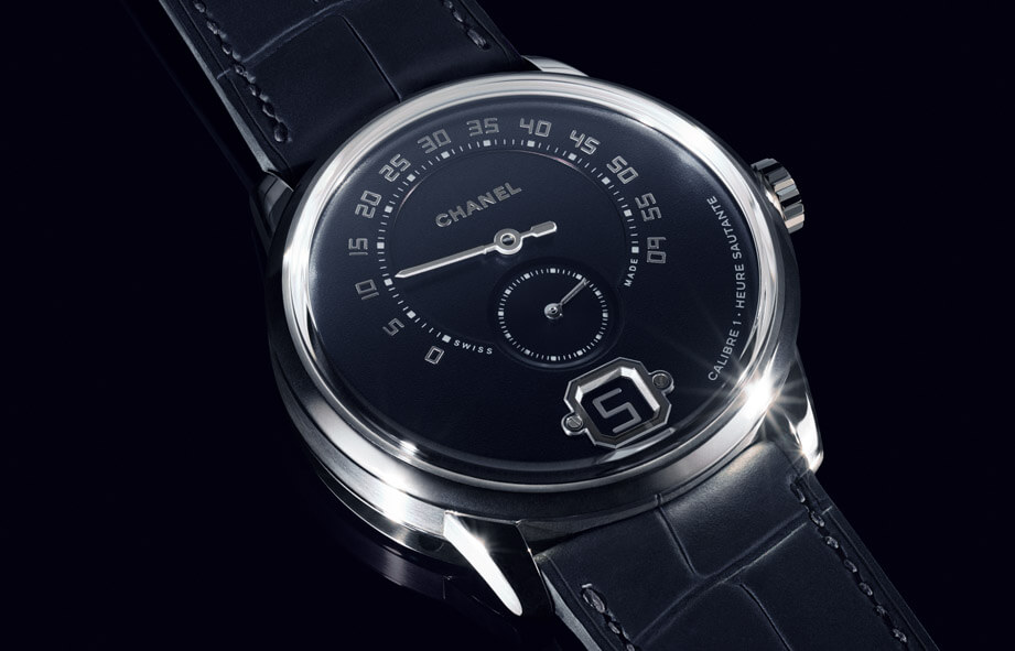 香奈儿Monsieur以白金搭粒纹蓝面再度诠释高端复杂工艺