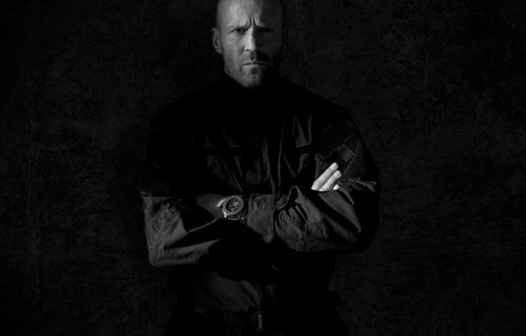 地表最强光头杰森史塔森新片戴上沛纳海出任务