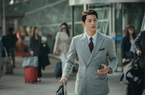 宋仲基在《黑道律师文森佐》戴了哪些表？