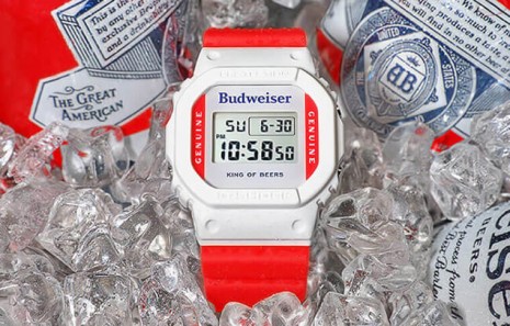 G-SHOCK百威啤酒限量錶  有一個原因成年人才能買