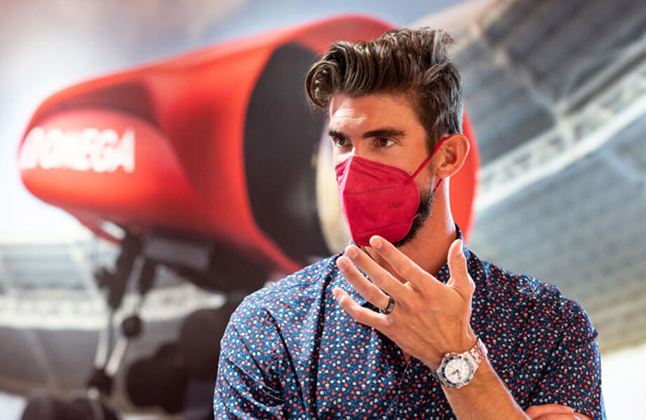 「飞鱼」菲尔普斯退而不休 戴一枚招牌手表担任东奥游泳讲评