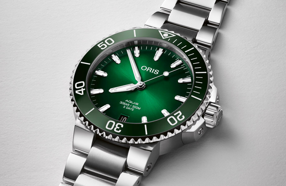 价格不到10万的高CP值绿水鬼 评点ORIS Aquis日期表内外规格亮点