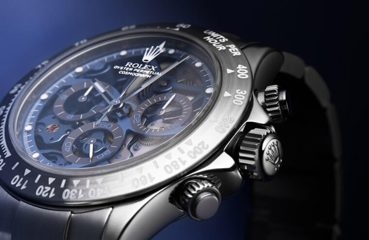 罕见蓝面镂雕Daytona 116500有一段赛车手的故事