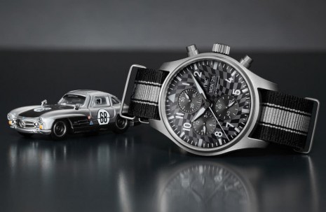 IWC與風火輪模型車合推賓士300 SL套組，全球僅50套