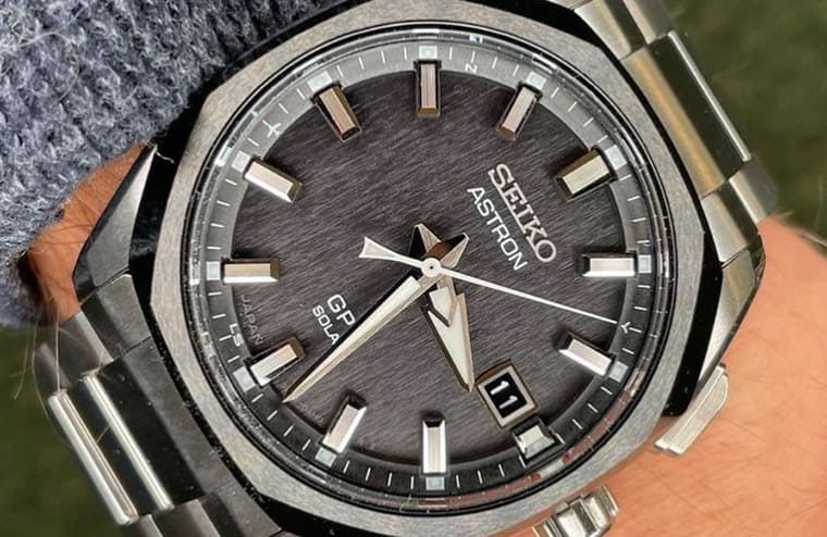 “精工橡树” 有太阳能也有陶瓷圈  Astron设计和价格都吸引力