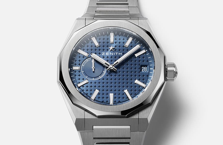 真力时DEFY钢壳运动表在面盘刻上高辨识度的星星图案