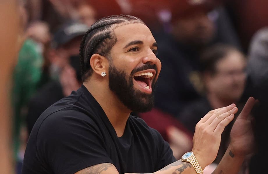 饶舌巨星Drake：没有PPxTIFFANY金鹰5711不要紧，我这支劳力士才特别