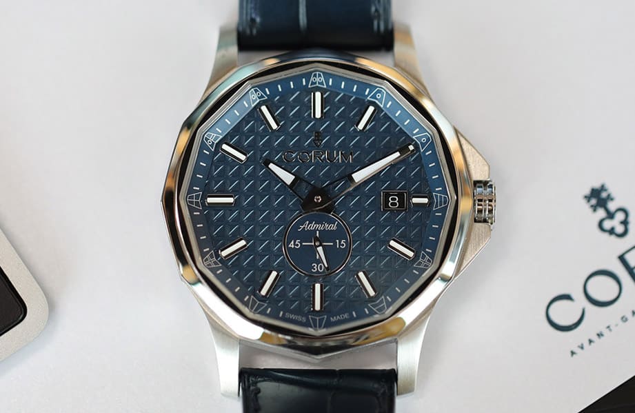 崑崙錶海軍上將新款42mm自動錶面盤增添新亮點