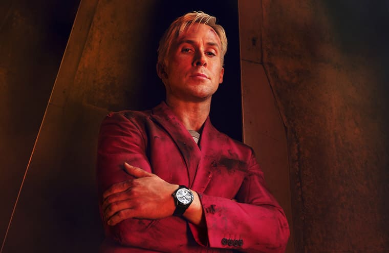 莱恩葛斯林于新片《灰影人》佩戴泰格豪雅经典Carrera三针表