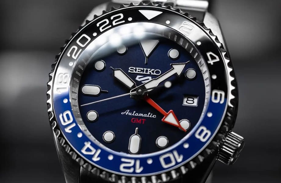 “平民版”GMT-Master II藍黑圈  精工五號的華麗變身