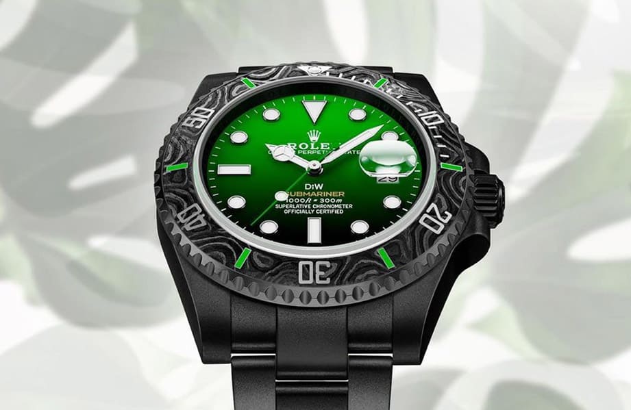 罕见“鸚鵡绿”水鬼吸引超级玩家  限量数与价格揭晓