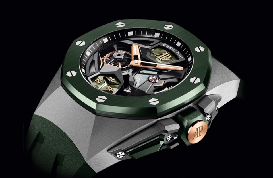 皇家橡树概念飞行陀飞轮GMT手表第一次结合绿色陶瓷表圈 连部分机芯零件也镀上绿色