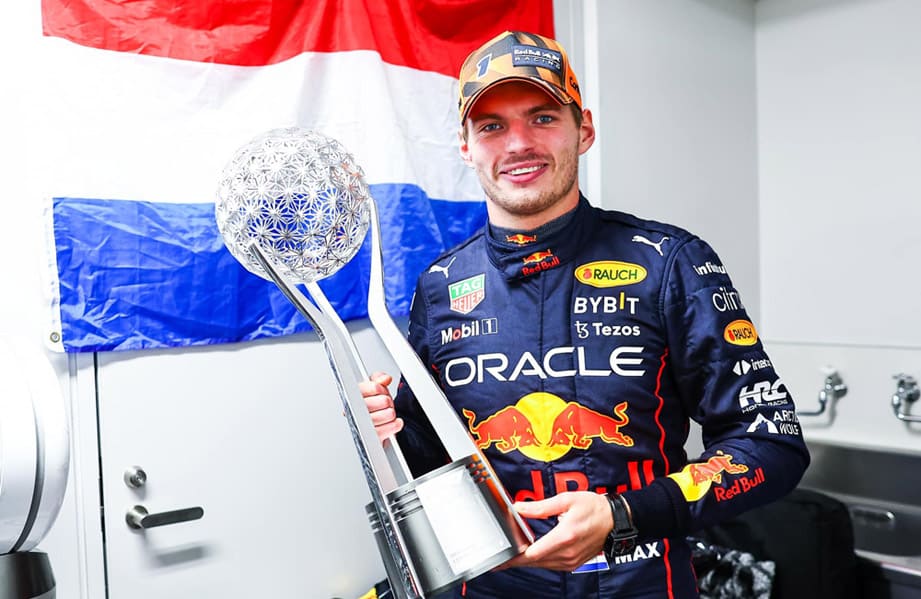 F1红牛车队Verstappen提前封王连霸 领奖戴一款豪雅特制冠军表