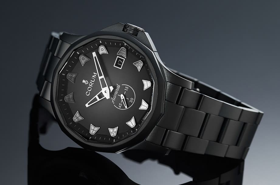 昆仑表海军上将新款小三针採用DLC喷砂处理诠释全黑神祕风格