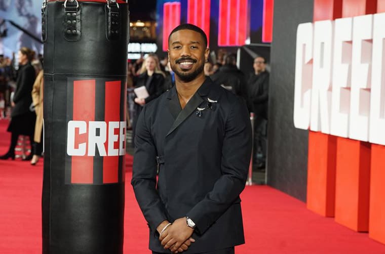 《黑豹》男星乔丹出席新作首映  江诗丹顿配TIFFANY珠宝不违和