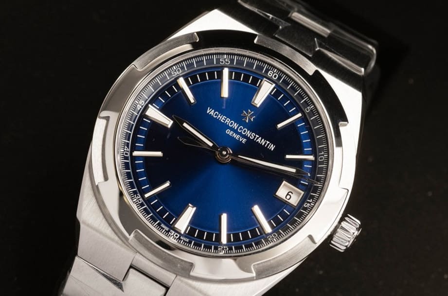 江詩丹頓Overseas藍面大三針”價格變化超有感” 最新行情解析