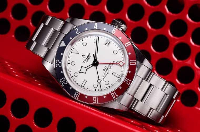 帝舵Black Bay兩地時間百事圈繼黑面後新增蛋白色面盤款式