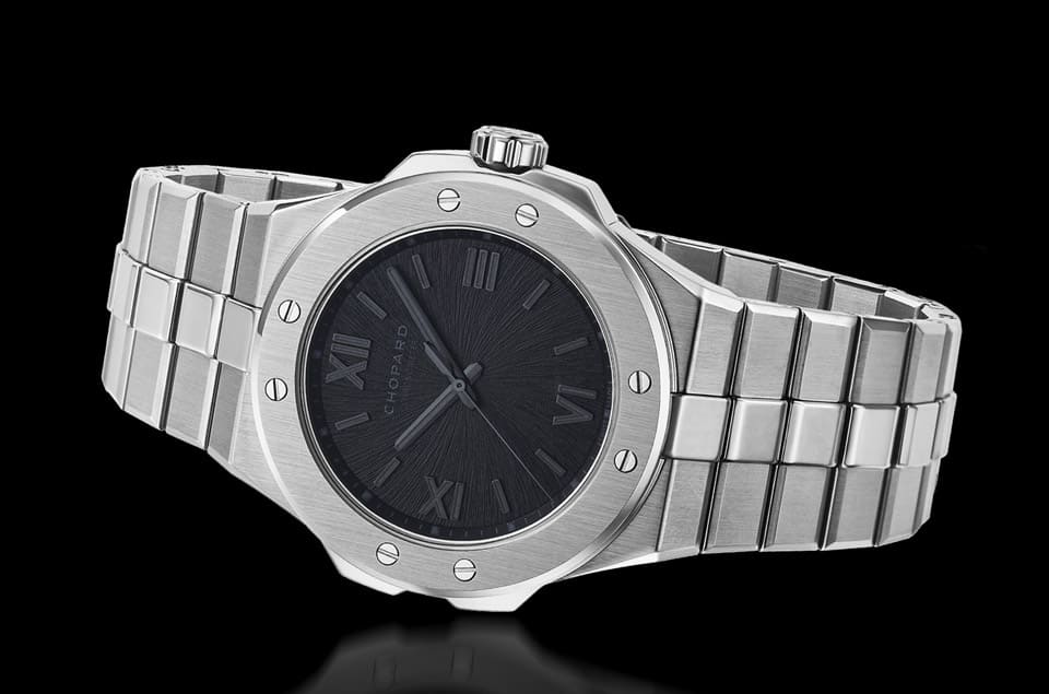 萧邦Alpine Eagle阿胖鹰大三针推日本限定版 面盘设计出现神秘变化