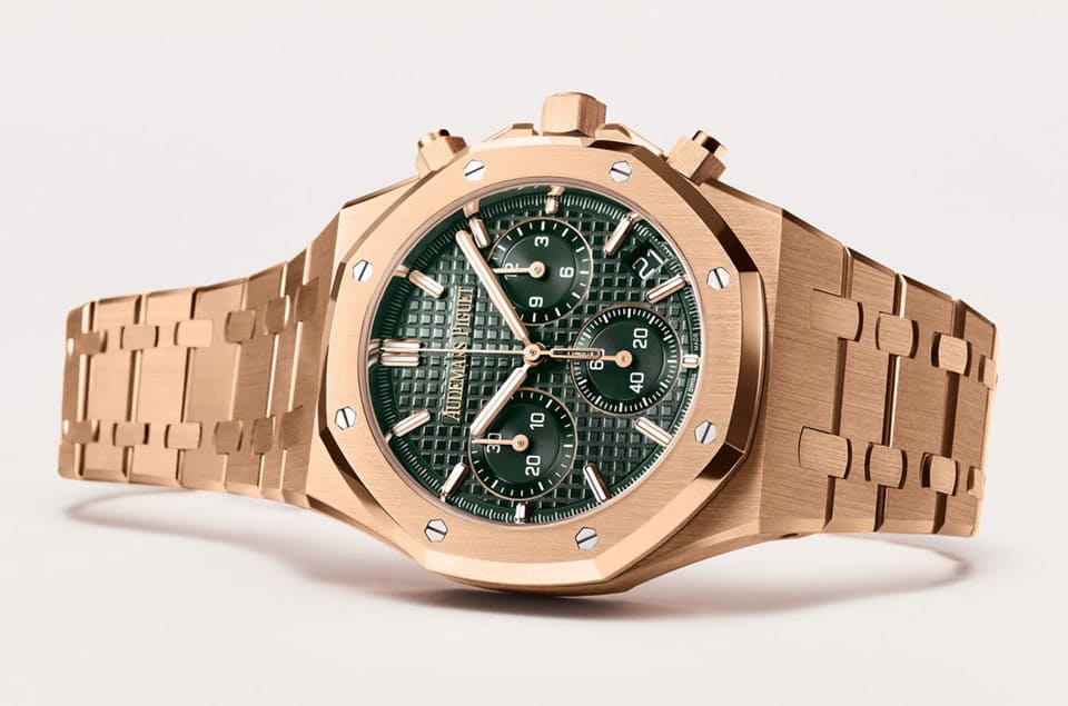 爱彼即日起推出“AP Coverage Service免费尊享保固”及“手表维修到府取件”等两大好康服务