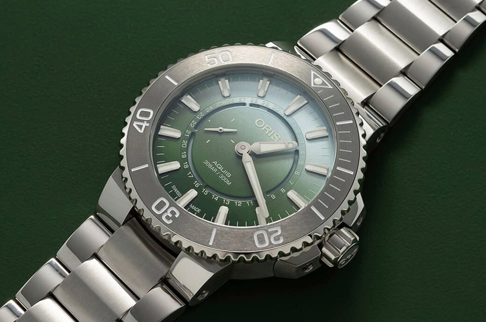 ORIS二度與瓦登海共同祕書處合作發行Aquis聯名潛水錶 面盤和錶背設計都有故事