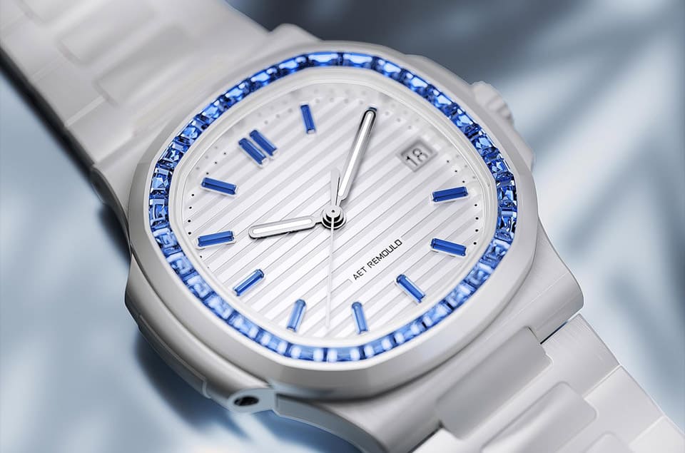 「白陶瓷搭彩色宝石」百达翡丽金鹰5711掀起高级运动表奢华风